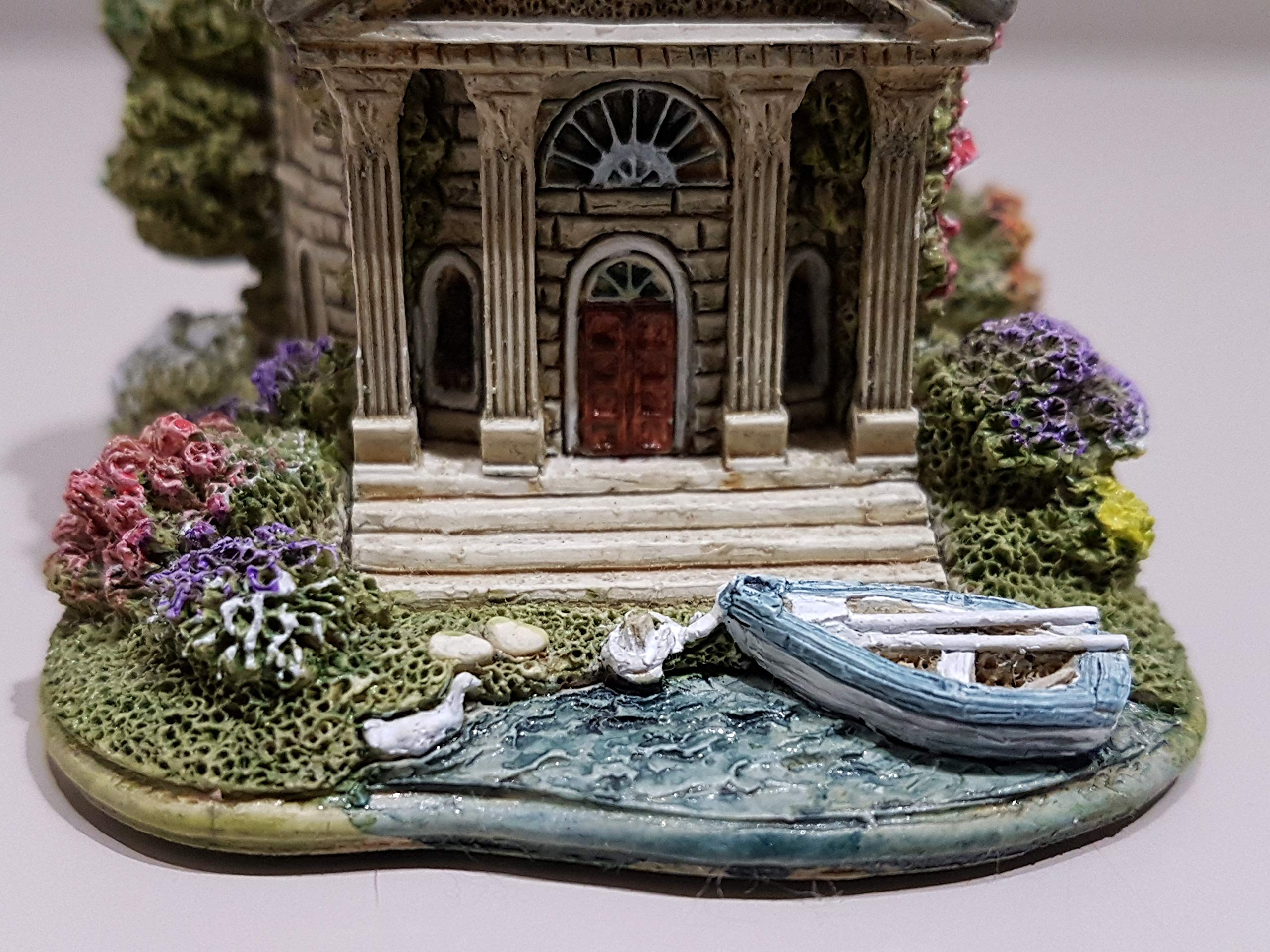 Lilliput Lane Beatrix Potter Belle Isle, Made In Great Britain